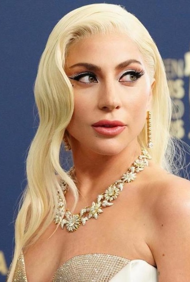 أفضل إطلالات ليدي غاغا الجمالية بمناسبة عيد ميلادها 