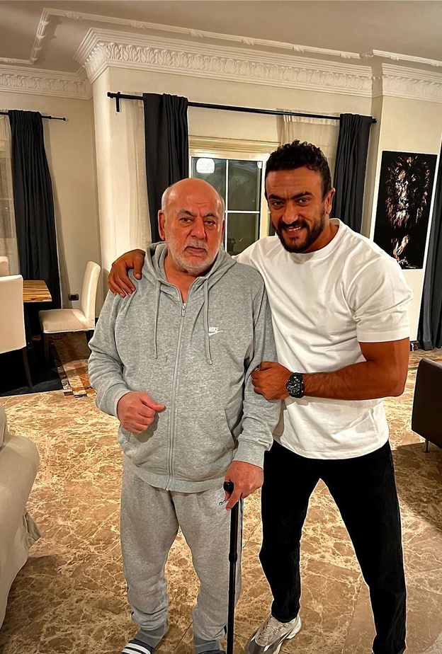 أحمد العوضي ووالده