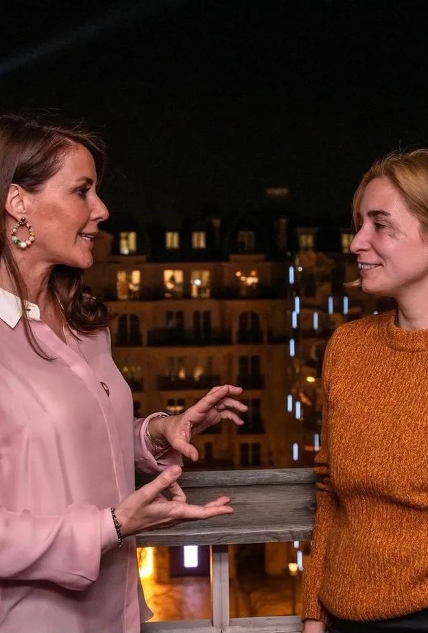 الأميرة ماريا في افتتاح معرض جديد في باريس