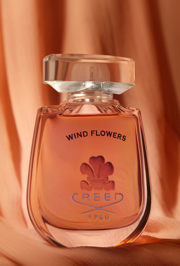 دار Creed تعلن عن عطرها الجديد للنساء Wind Flowers الذي يعبق بنفحات الأزهار المنعشة