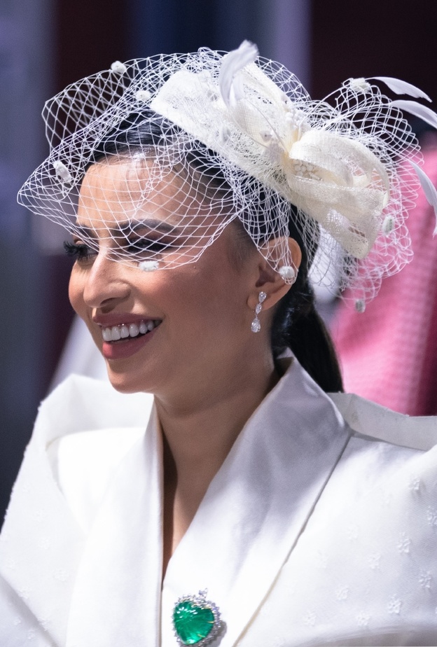 إطلالتك لعقد القران من وحي لمى العقيل بتوقيع دار الهنوف