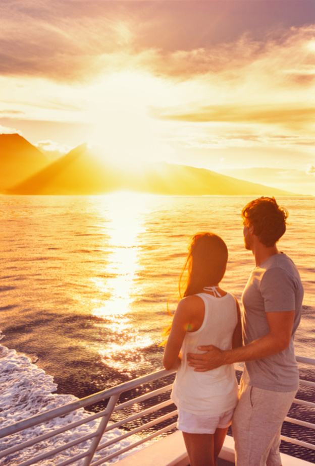 shutterstock_اطلبي من عريسك الاحتفال بهذه المناسبة سوياً