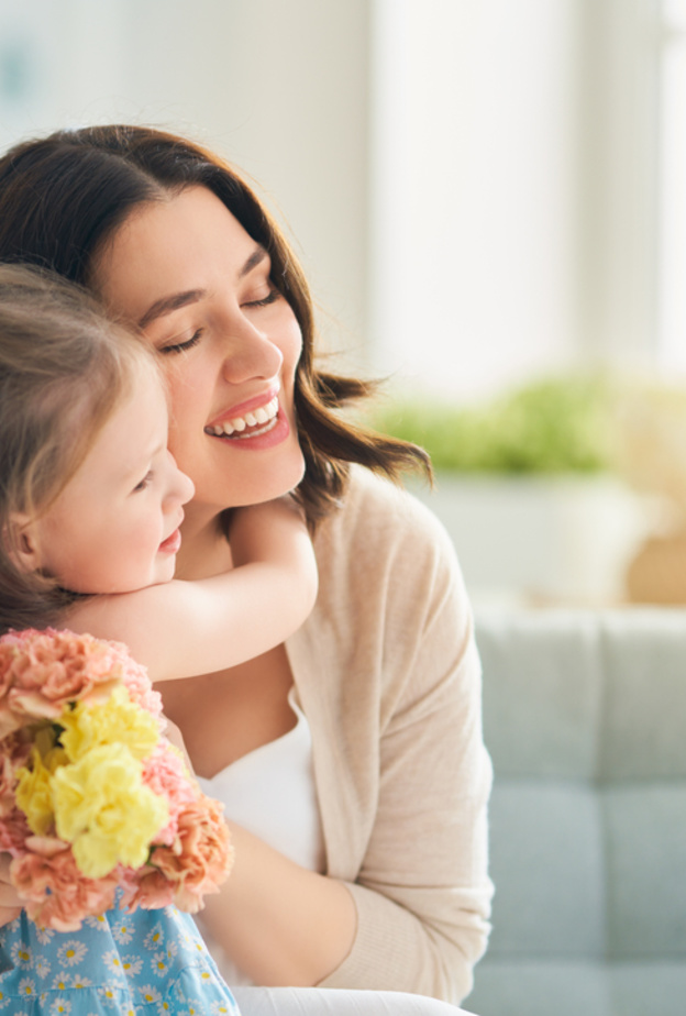 عبارات تقدير وحب لوالدتك لترسليها في عيد الأم 2022