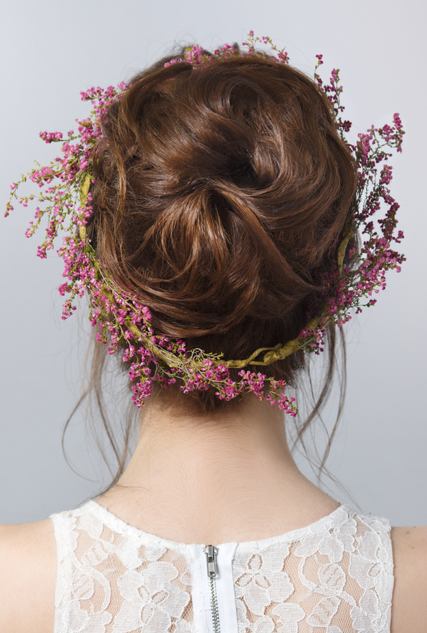 شروط تصفيف شعر العروس بالزهور