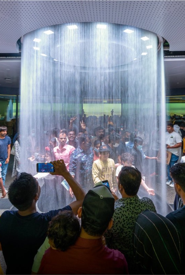 احتفى الجناح بوصول عدد زواره إلى قرابة 5 مليون زائر