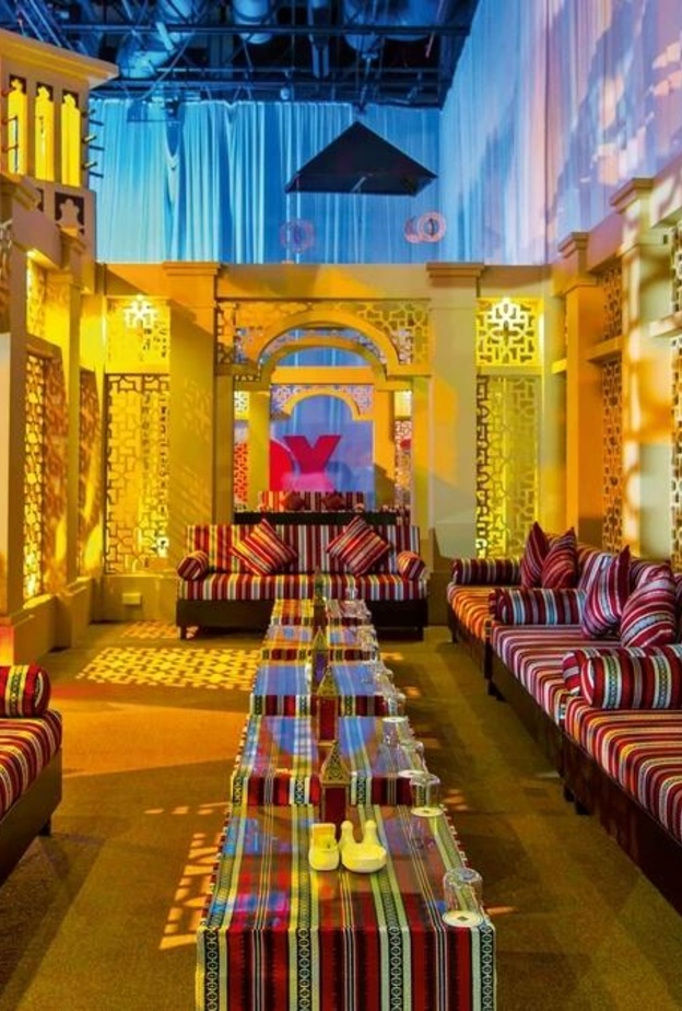 المجلس في مركز دبي التجاري العالمي