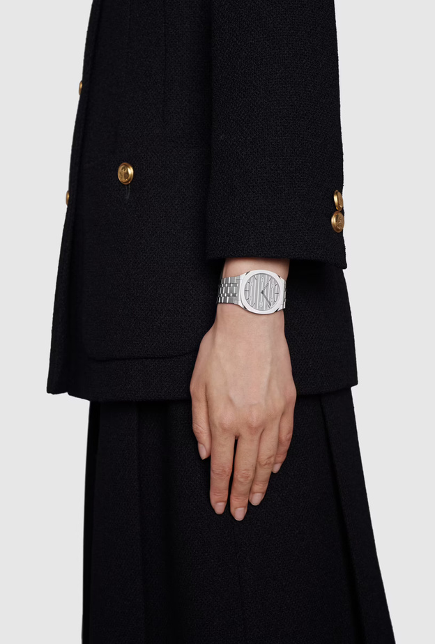 تصاميم ساعات نسائية رياضية تضيف الأناقة إلى إطلالاتك