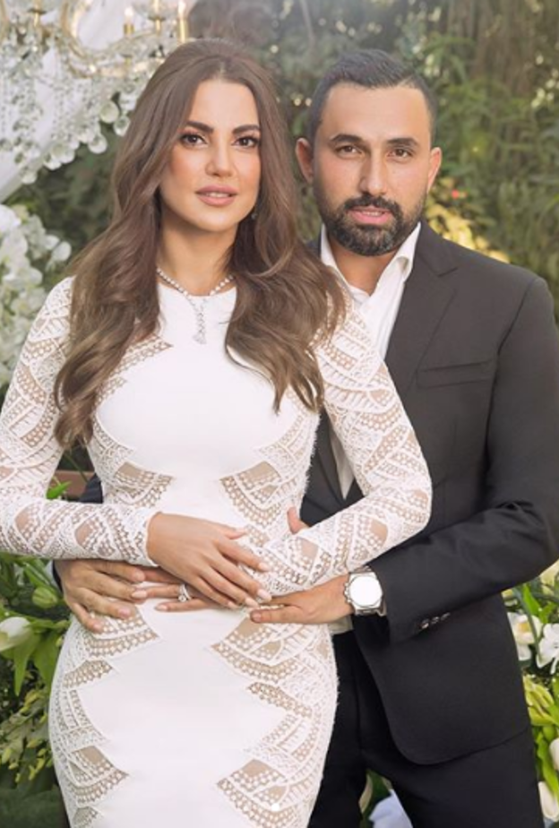 درة زروق مع عريسها في حفل عقد قرانها =- انستغرام الفنانة
