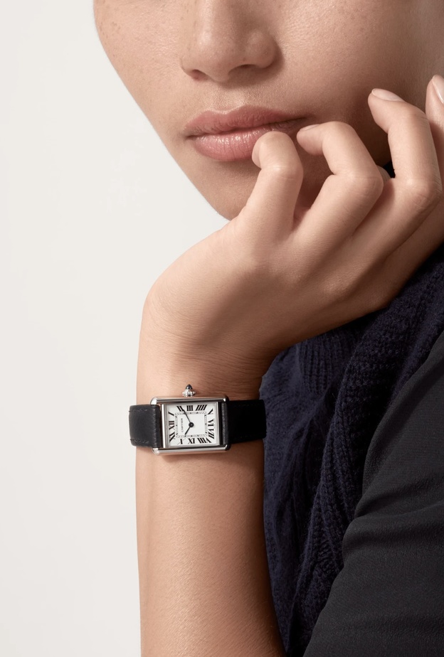 ساعات نسائية فخمة من ماركات عالمية مناسبة للإطلالات الرمضانية