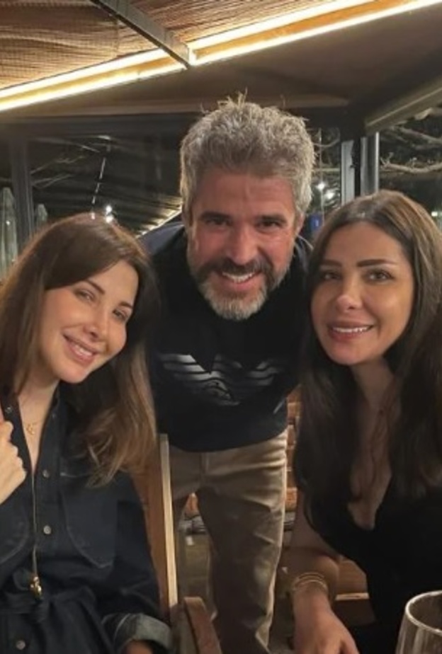 نانسي عجرم تحتفل بعيد ميلاد شقيقها نبيل عجرم بأجواء عائلية