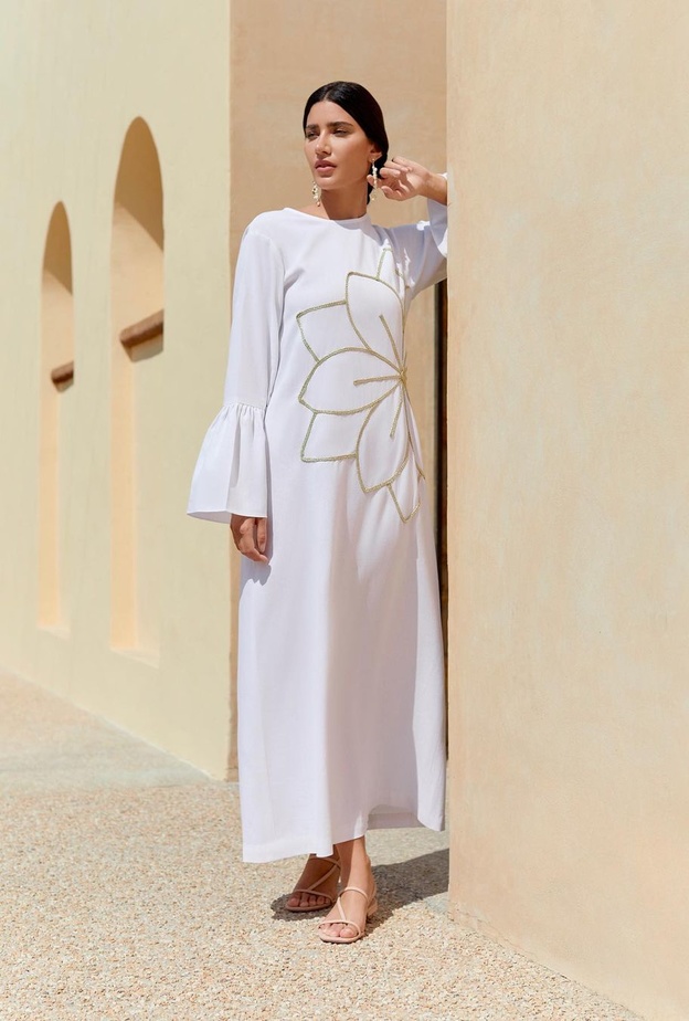 طرق اختيار قصة الفستان أو القفطان المناسبة لشكل الجسم لتتألقي في رمضان 2022