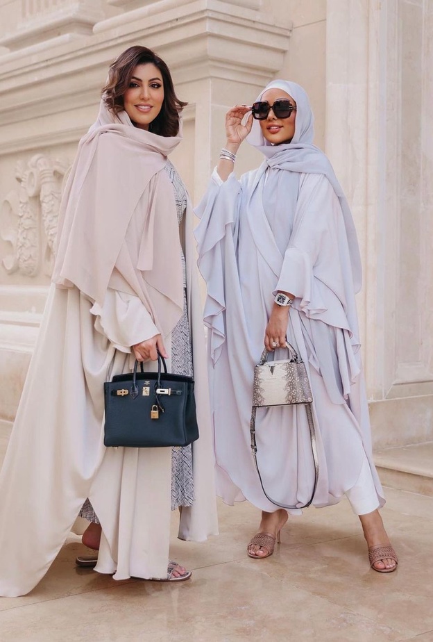 عبايات العيد من ديباج 