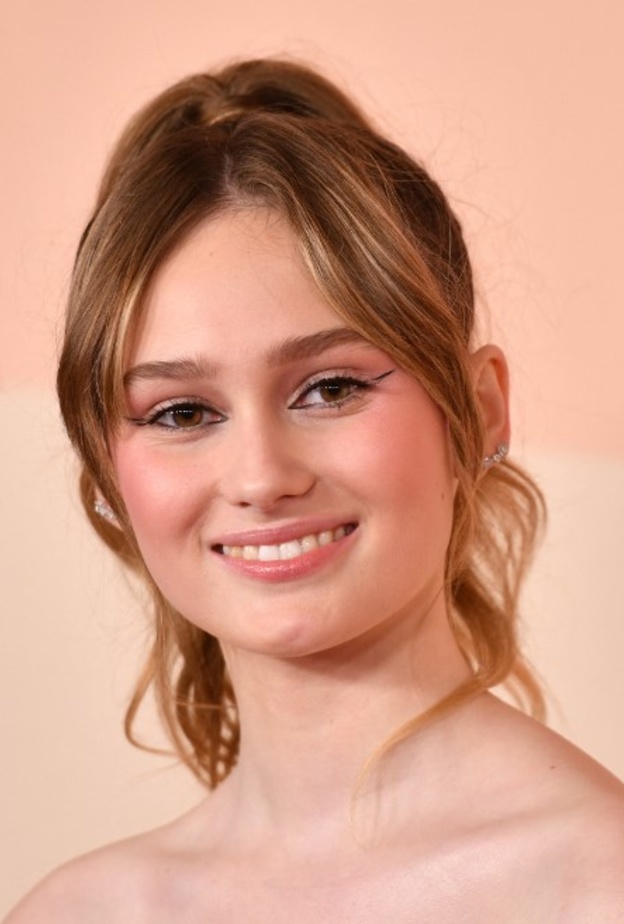 أحدث إطلالات Audrey Grace Marshall