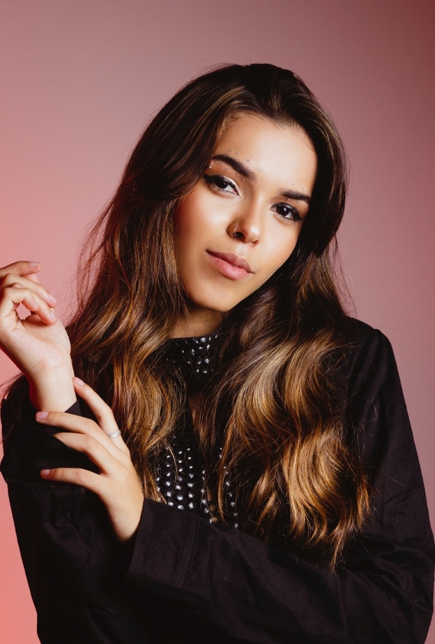  تسريحة الشعر الويفي