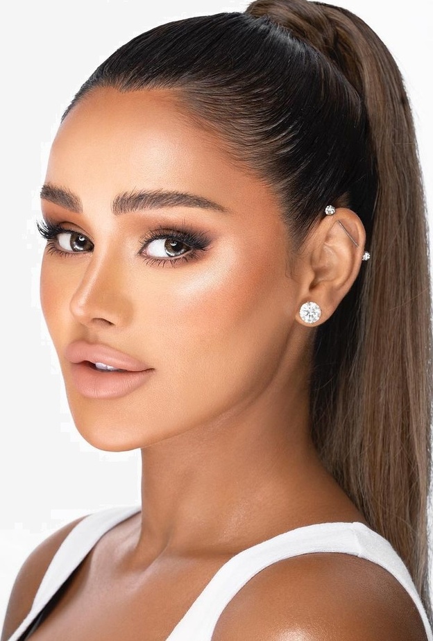 1 رئيسية مكياج برونزي من وحي عهود العنزي