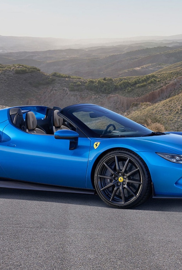فيراري تطلق نسخة مكشوفة من 296 GTB الهجين