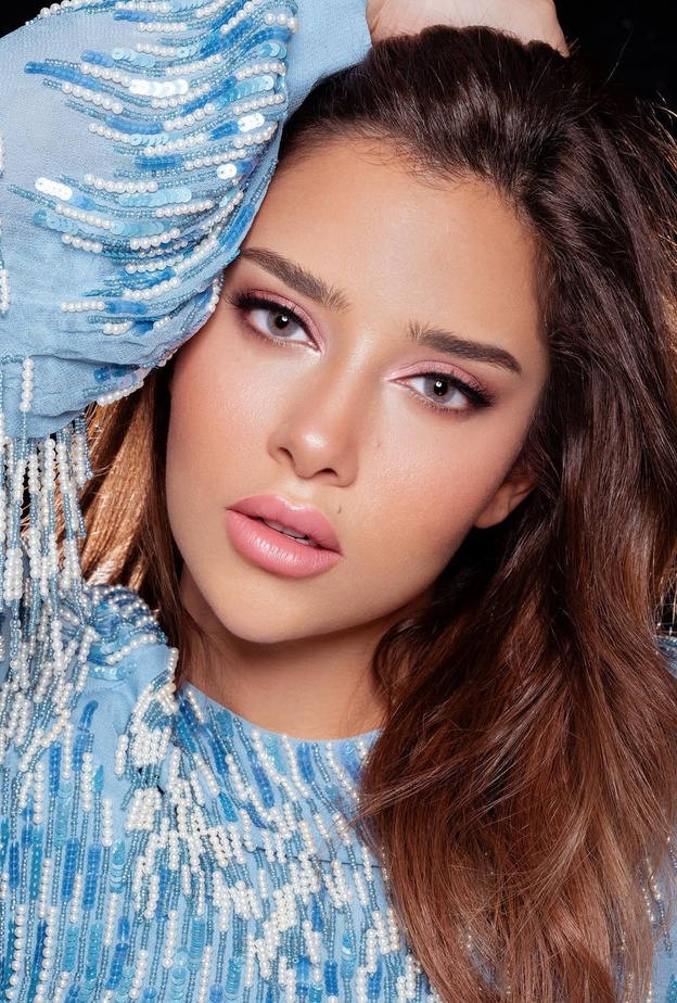 بلقيس فتحي تستعرض خطوات مكياج خفيف لإطلالات شهر رمضان