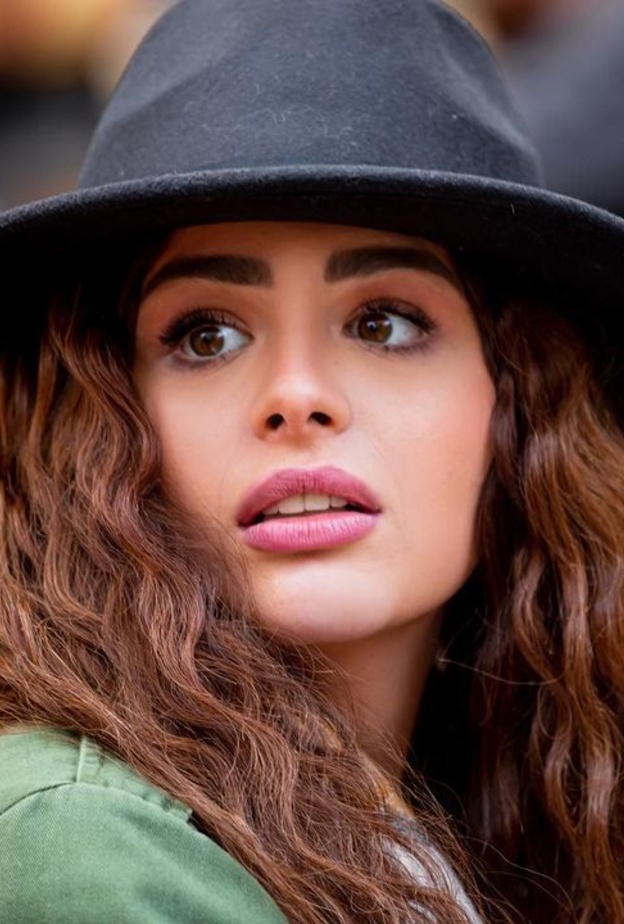 هنادي مهنا في "مكتوب عليا"