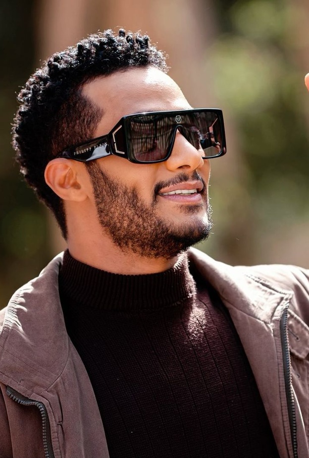 محمد رمضان في دور ماهر