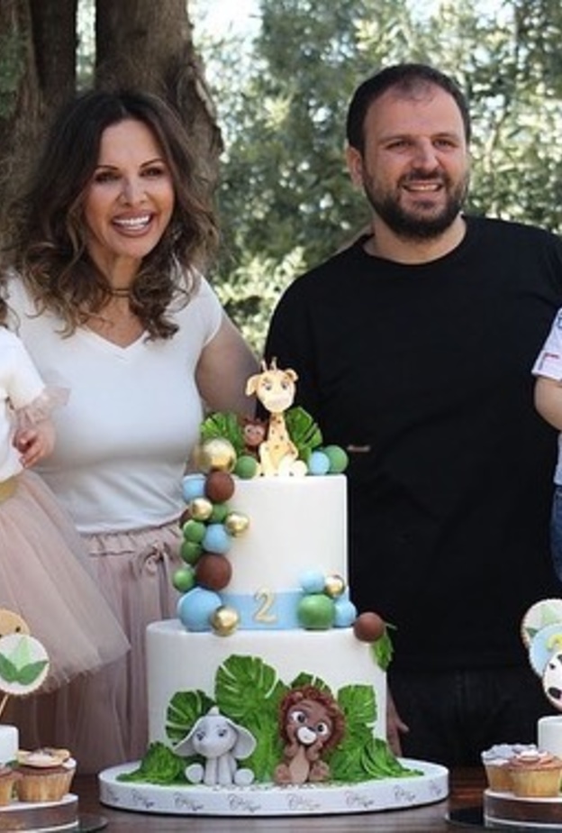 جومانة بو عيد تحتفل بعيد ميلاد طفليها التوأم