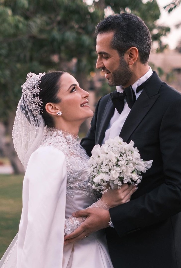 شام الذهبي تكسر تقليد الاحتفالات الزوجية بهذا التصرف