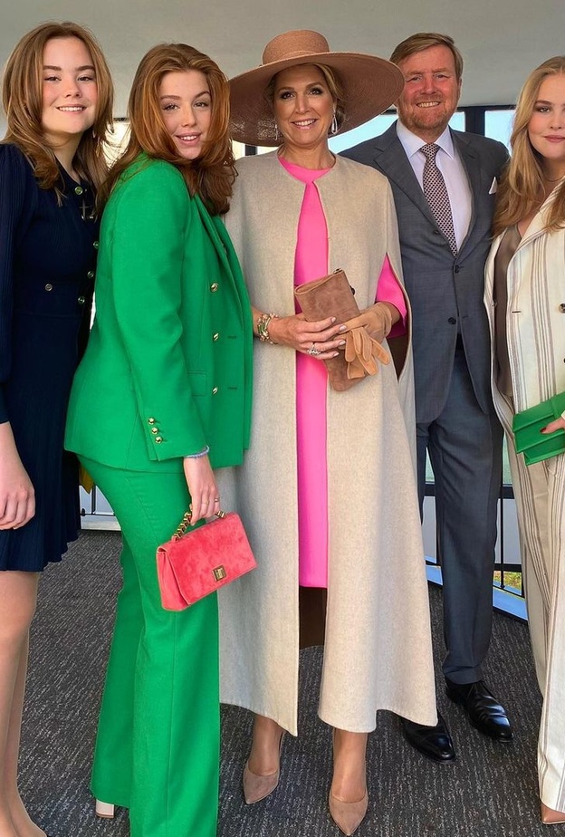 العائلة المالكة الهولندية ترقص احتفالا بعيد ميلاد الملك ويليام ألكساندر