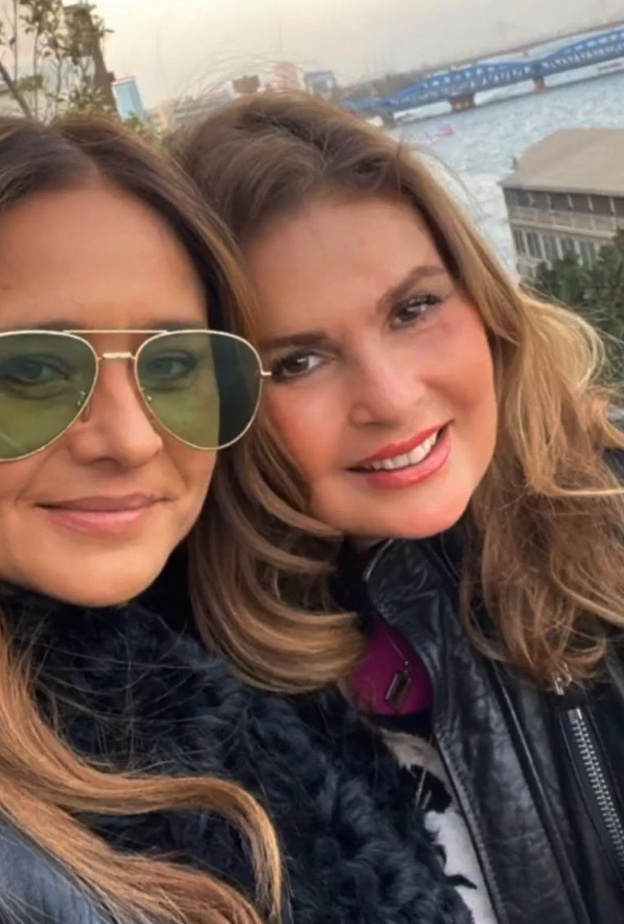 نيللي كريم ويسرا