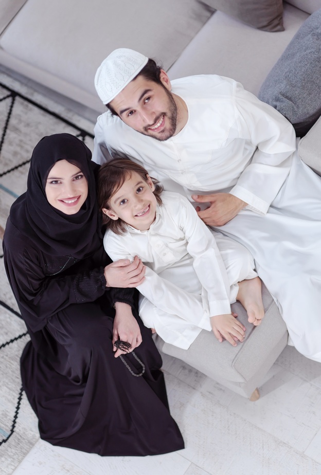 5 قيم مهمة علميها لأطفالك خلال شهر رمضان 2022