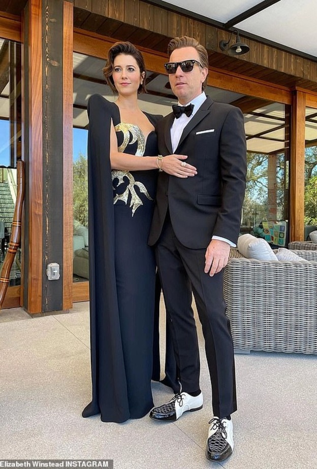 إيوان ماكجريجور يتزوج الممثلة ماري إليزابيث وينستيد في لوس أنجلوس