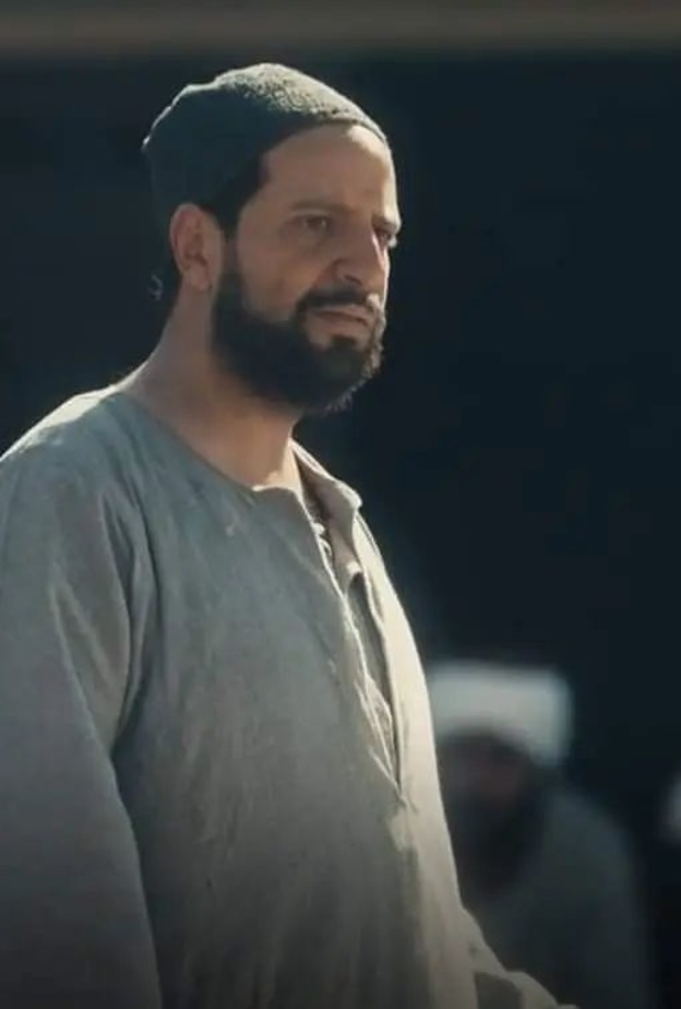 أحمد أمين في دور الشيخ عرفات