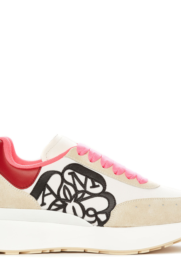  اكتشفي الإصدارات الجديدة من حذاء Sprint Runner الرياضي من Alexander McQueen