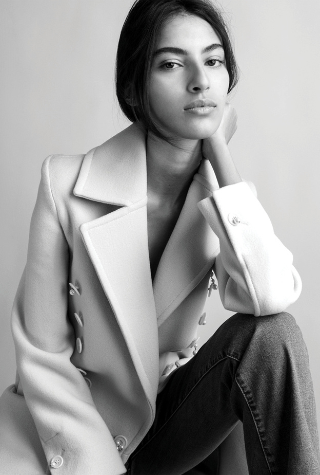 محاور المشاهير عدنان الكاتب يحاور الشابة السعودية أميرة الزهير 