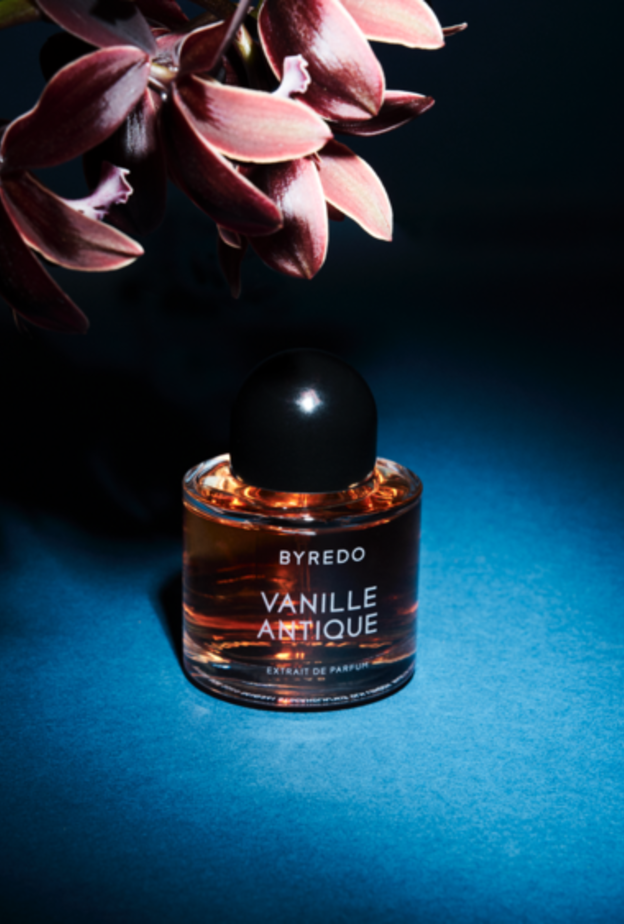 بيريدو تقدم Vanille Antique، أحدث عطر في مجموعة Night Veils 