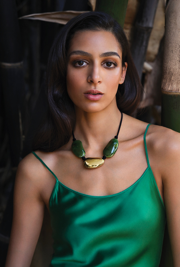 علامة Tiffany & Co تعيد طرح تشكيلة Elsa Peretti Bean Design 