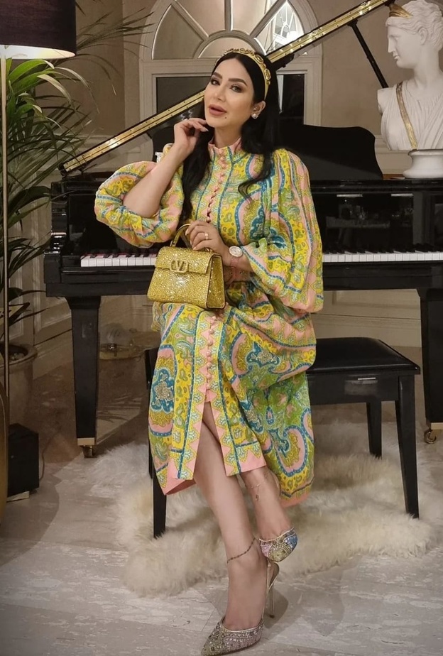 إطلالة لجين عمران