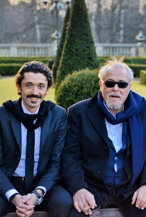 كريم محمود عبد العزيز ووالده