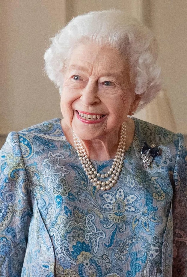 ملكة بريطانيا 