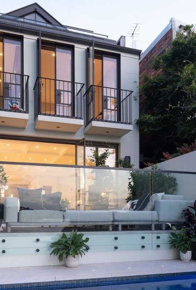 النجمة ريبيل ويلسون تبيع منزلها في سيدني