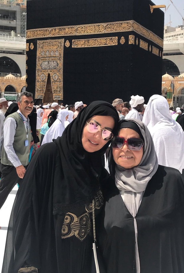 سمية الخشاب ووالدتها