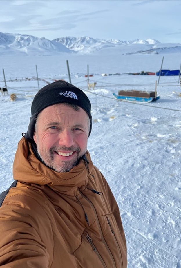 الأمير فريدريك ينشر صورة من رحلة عيد ميلاده المؤجلة