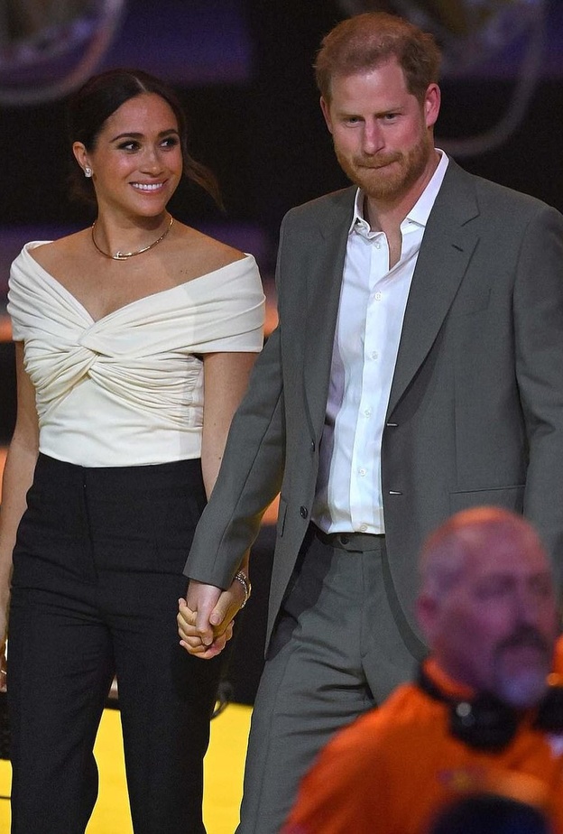 انتقادات لميغان وهاري بسبب تقديم ميغان له بلقبه الرسمي في دورة ألعاب انفيكتس