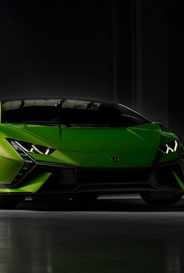 رسميا لامبورغيني تكشف عن الموديل الجديدTecnicaمن Huracán