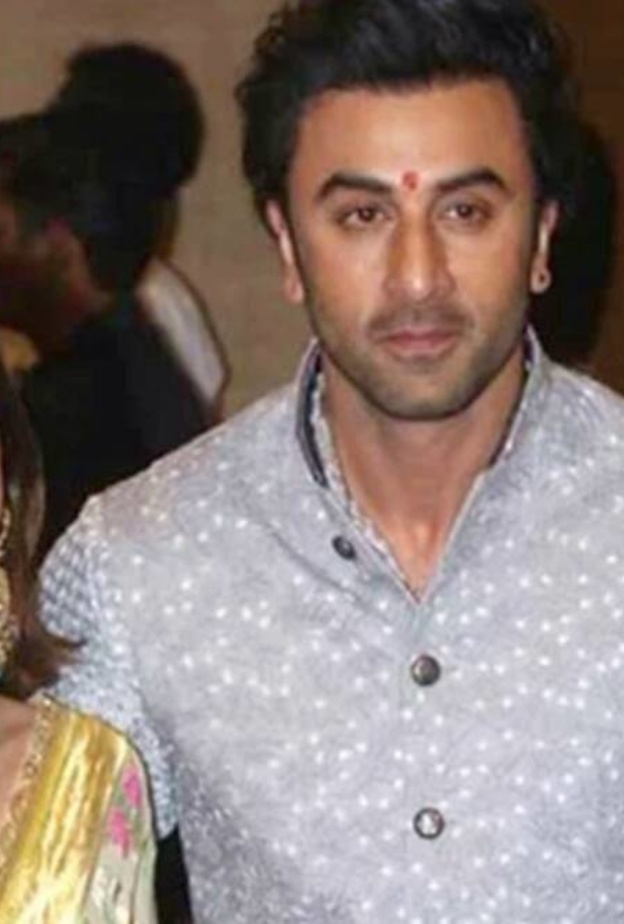 عائلة عليا بهات تعاقدت مع 200 حارس شخصي لتأمين حفل زفافها على رانبير كابور