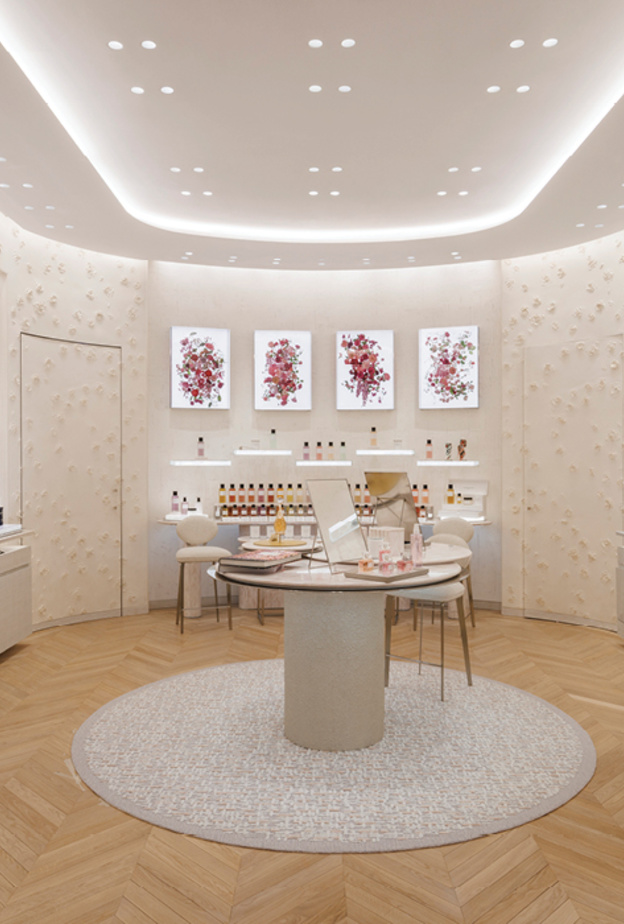 عالم Dior Beauty وفنّ صناعة العطور يتألّقان في قلب 30 Montaigne