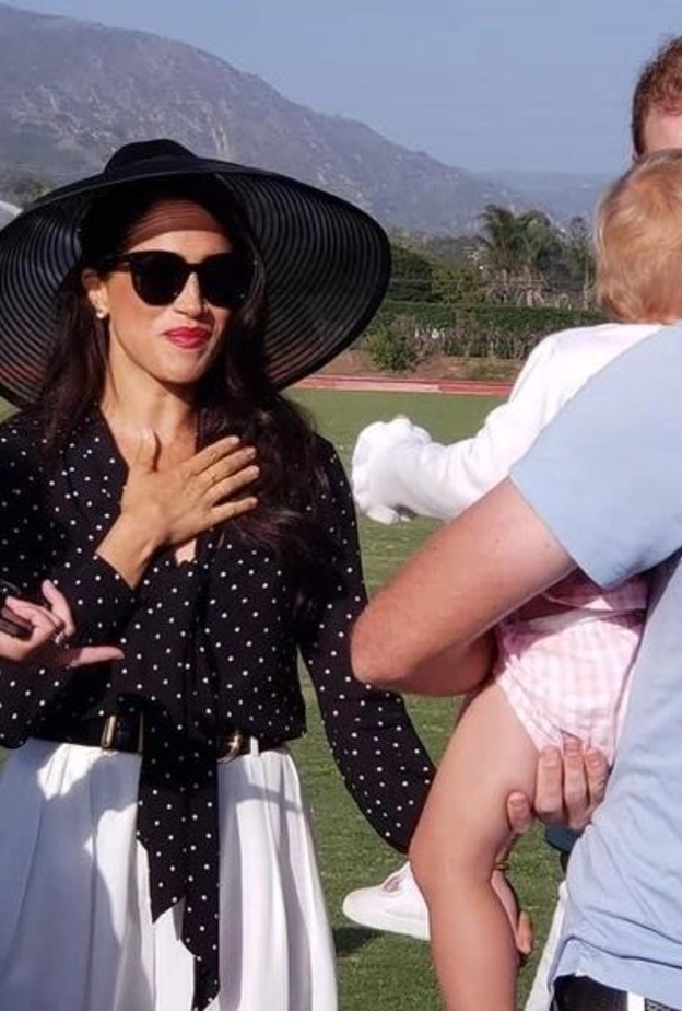 ميغان ماركل تحضر مباراة للبولو وتشجع زوجها