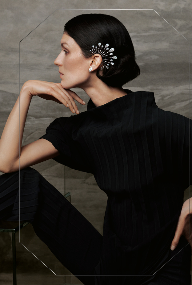 أقراط فريدة من نوعها غير متماثلة من أحدث مجموعات المجوهرات