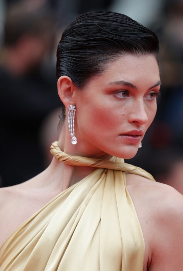 إطلالات النجمات العالميات الجمالية أكثر جاذبية في اليوم الثاني من مهرجان كان 2022