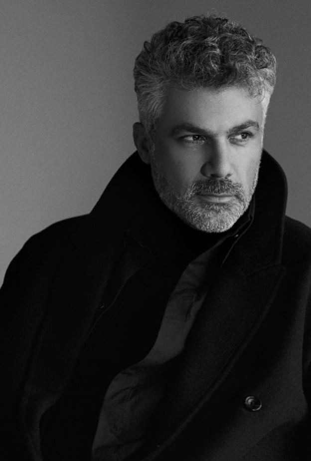 الفنان فارس كرم عزف عن الزواج طويلاً ولم يدخله الا في ال47 من عمره= انستغرام الفنان