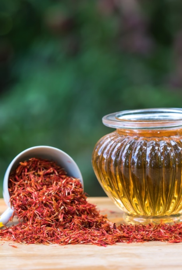 رئيسية ما هي فوائد العصفر للنساء