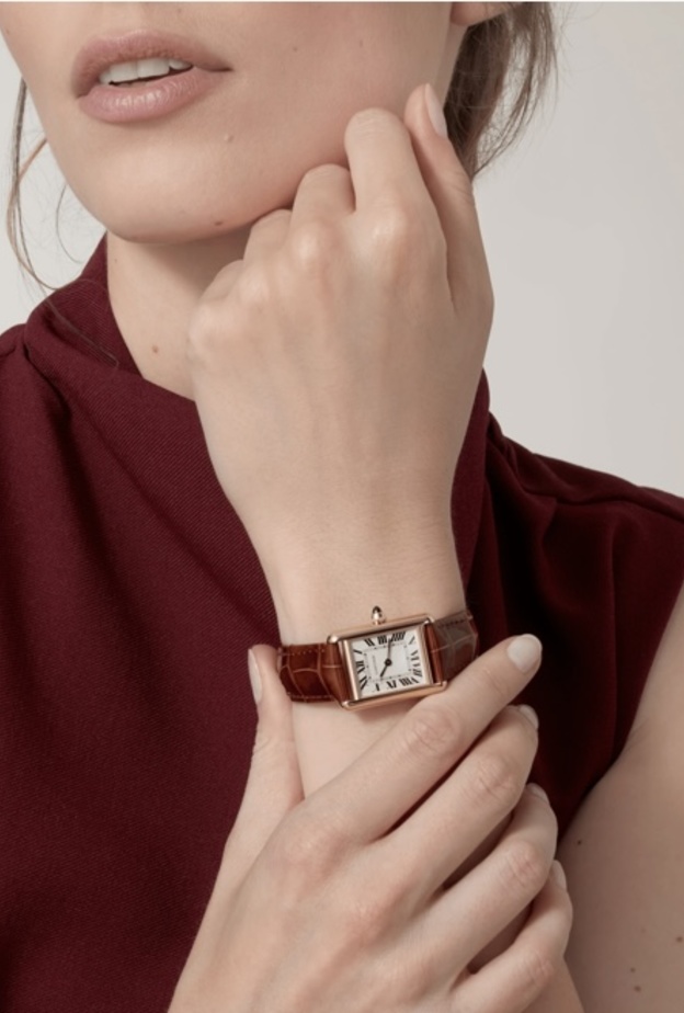 ساعات ذهب نسائية فاخرة لأعراس 2022